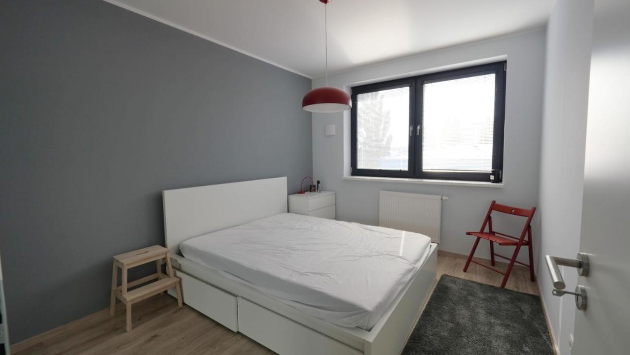 ברטיסלאבה Air-Conditioned, 2 Room Apartment With Terrace מראה חיצוני תמונה